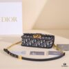 30 MONTAIGNE Chain Bag M9334