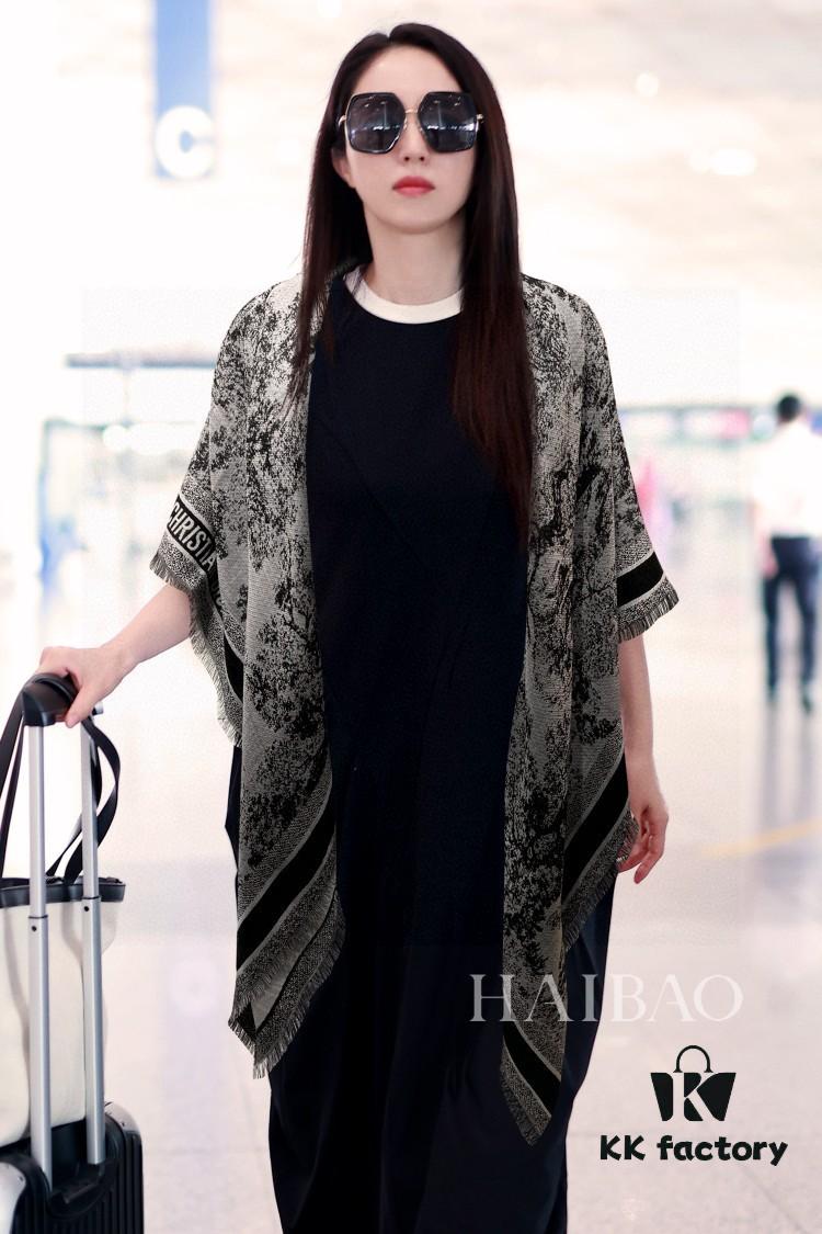 6930a7606e68136f4d9ac4f4 Hot Sale! Authentic High-End Dior Latest Collection 'D Jungle Animal' 140 Shawl - Cashmere Blend Square Scarf