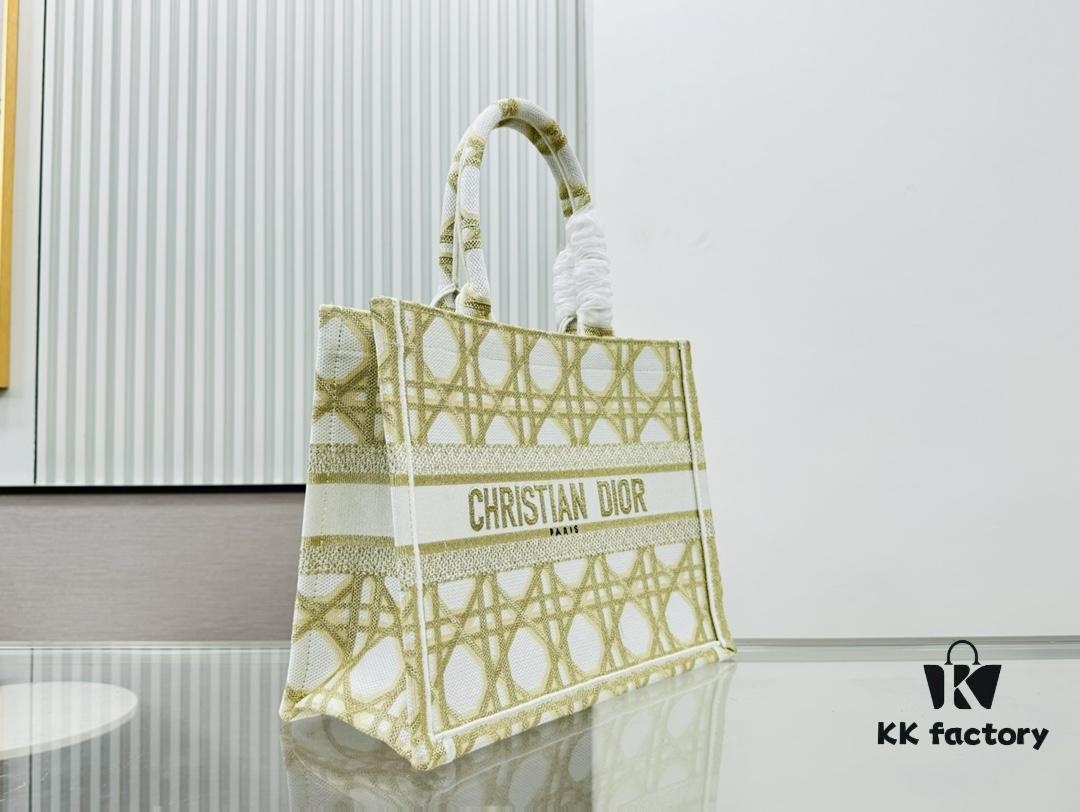6930a7696e68136f4d9ac507 Thick Thread, Heavy Fabric Original Order Medium Di0r Book Tote