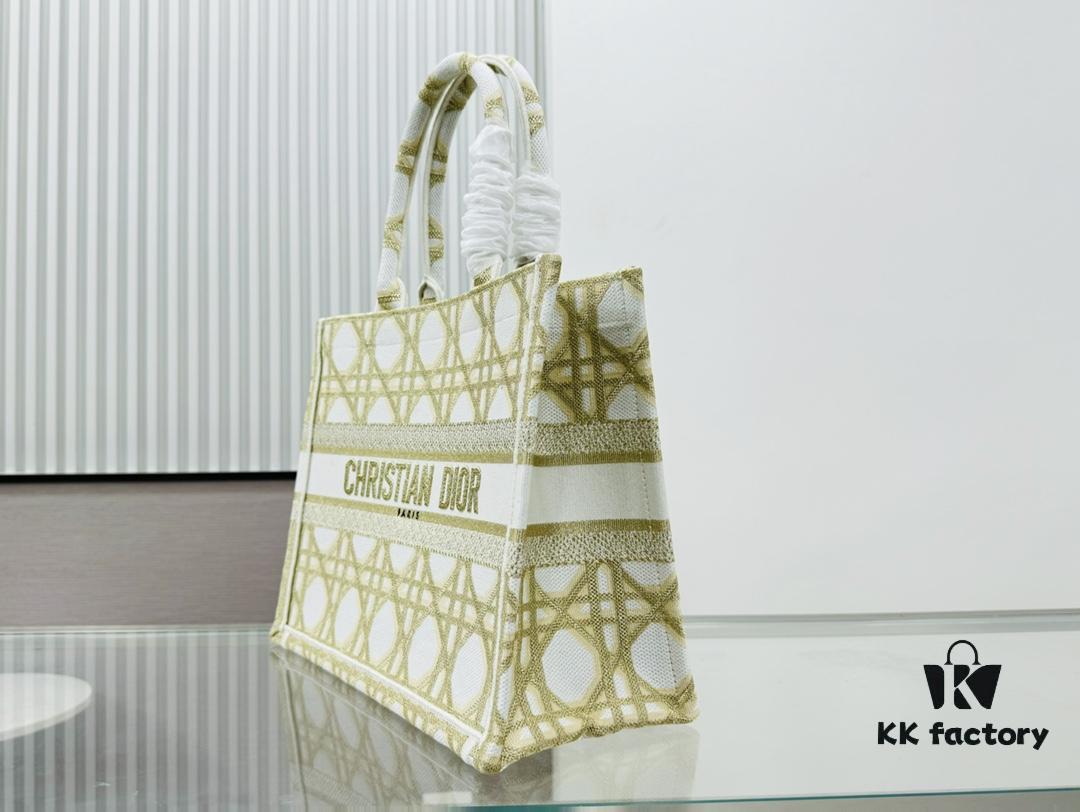 6930a7696e68136f4d9ac508 Thick Thread, Heavy Fabric Original Order Medium Di0r Book Tote