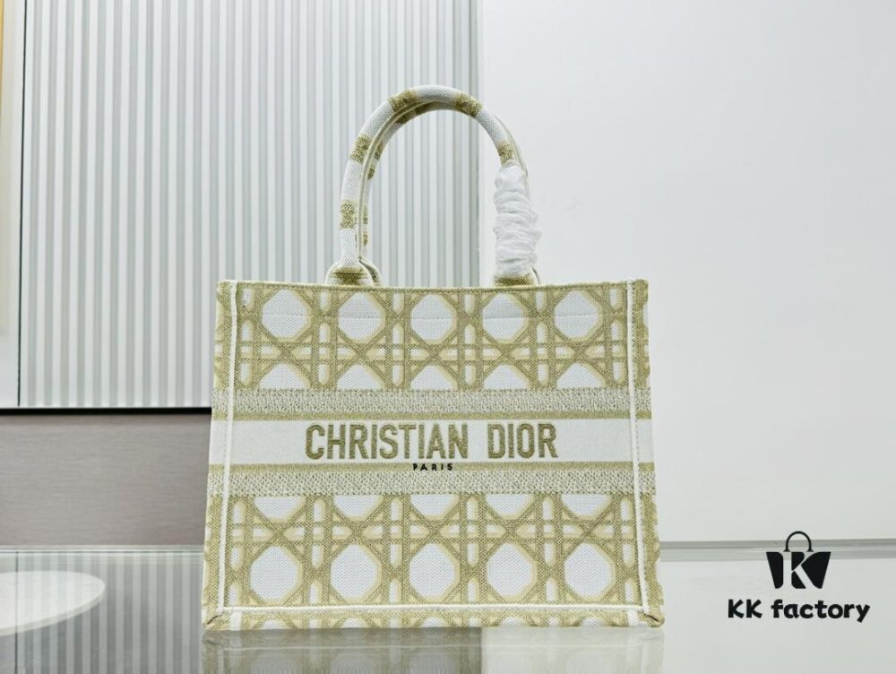 6930a76a6e68136f4d9ac509 Thick Thread, Heavy Fabric Original Order Medium Di0r Book Tote