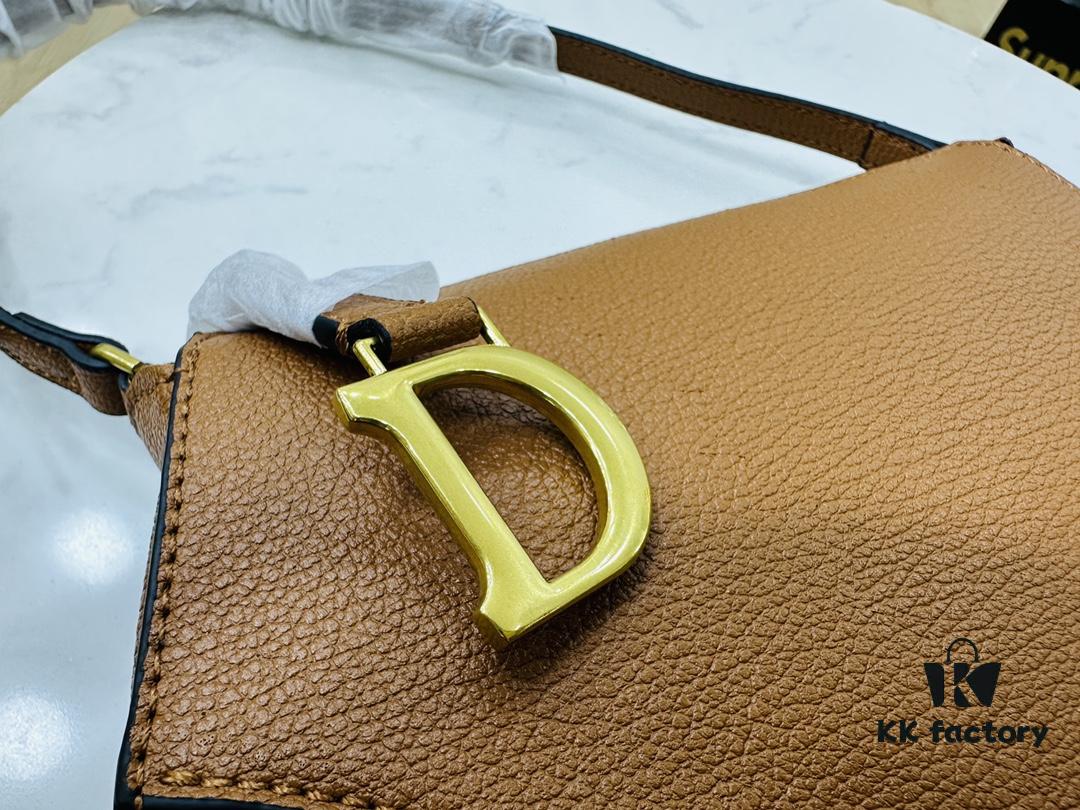 6930a7e96e68136f4d9ac620 Christian Dior New Saddle Bag - Crescent Armpit Bag