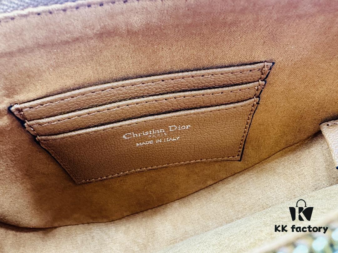 6930a7e96e68136f4d9ac621 Christian Dior New Saddle Bag - Crescent Armpit Bag