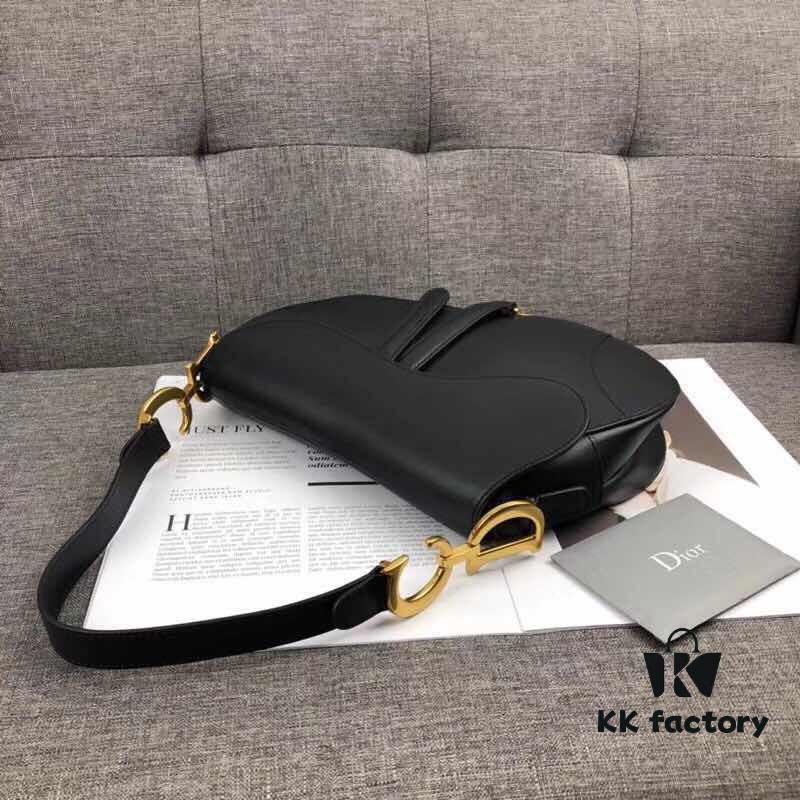 6930a7ea6e68136f4d9ac625 Dior Saddle Bag