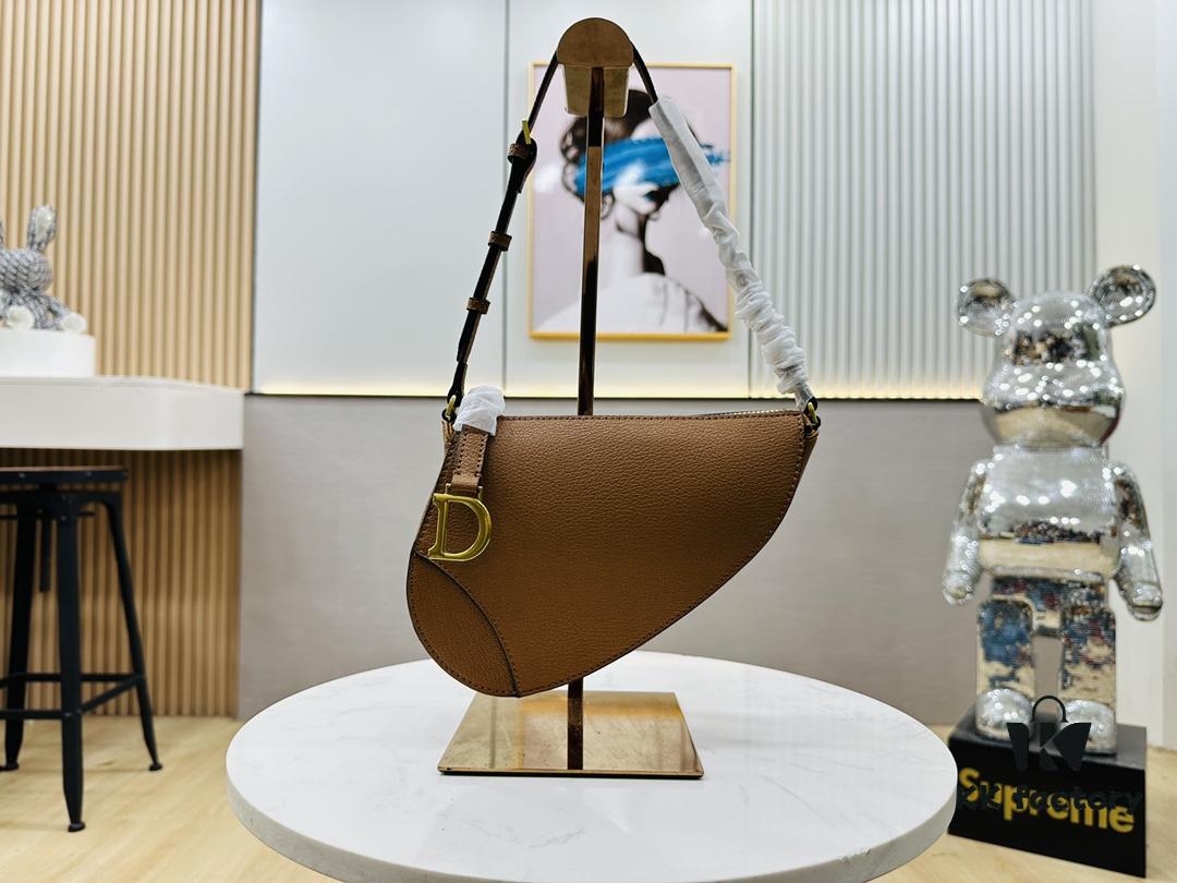 6930a7ef6e68136f4d9ac62a Christian Dior New Saddle Bag - Crescent Armpit Bag