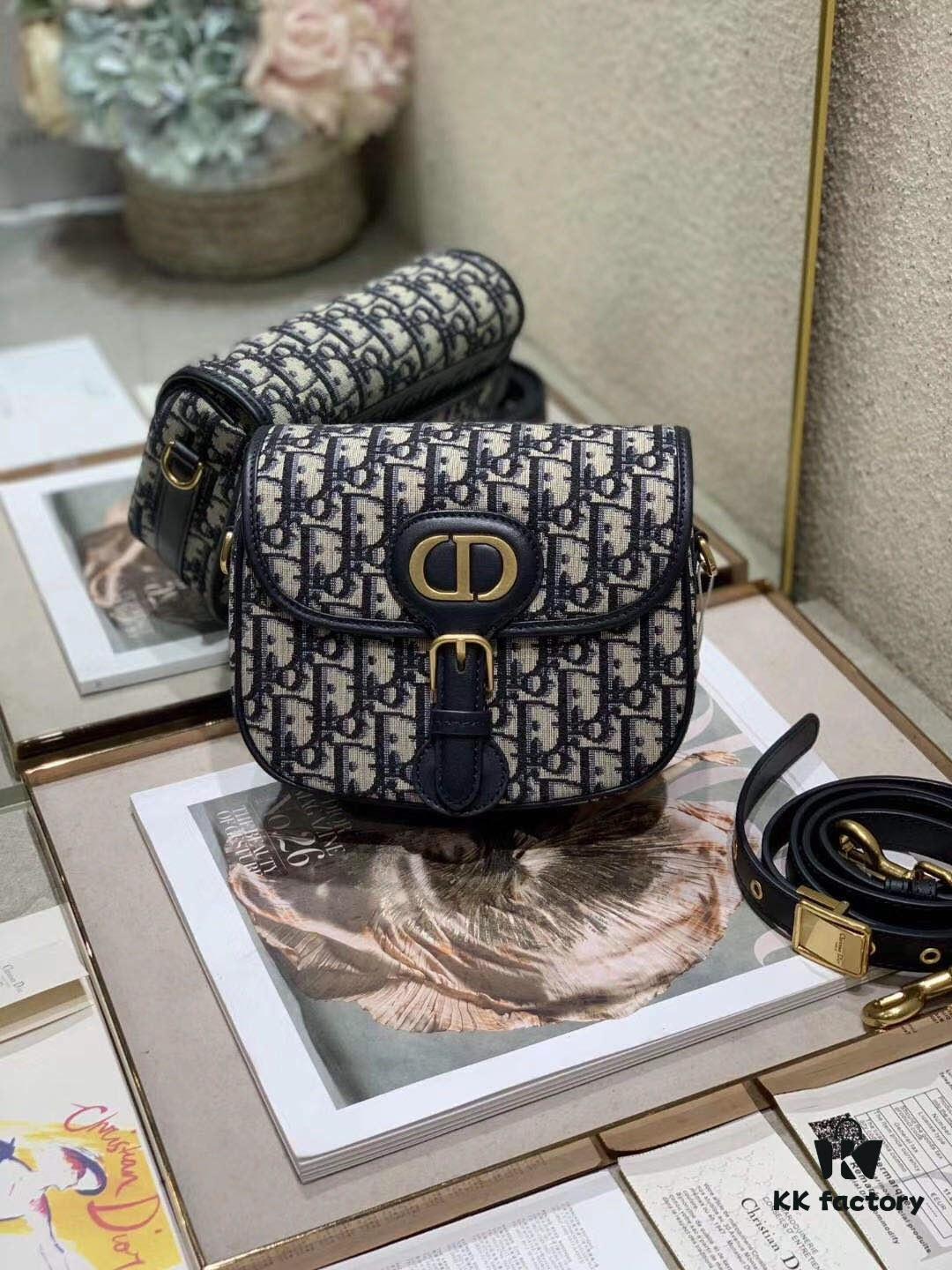 6930a7ef6e68136f4d9ac62d Vintage Version Dior Bobby 2022 Early Autumn New Retro Bag