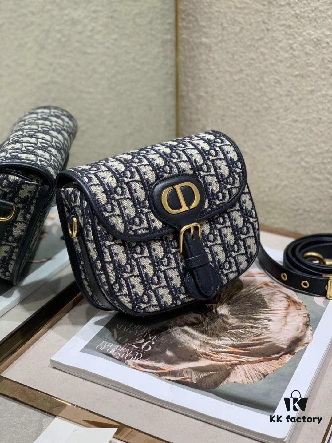 6930a7f06e68136f4d9ac630 Vintage Version Dior Bobby 2022 Early Autumn New Retro Bag