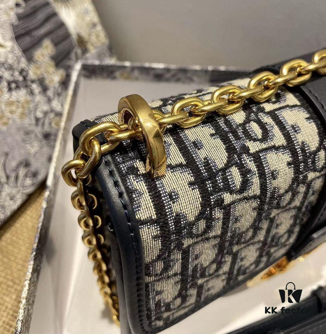 6930a7f26e68136f4d9ac635 🆕【Dior 30 Montaigne♥️ Colored Buckle】