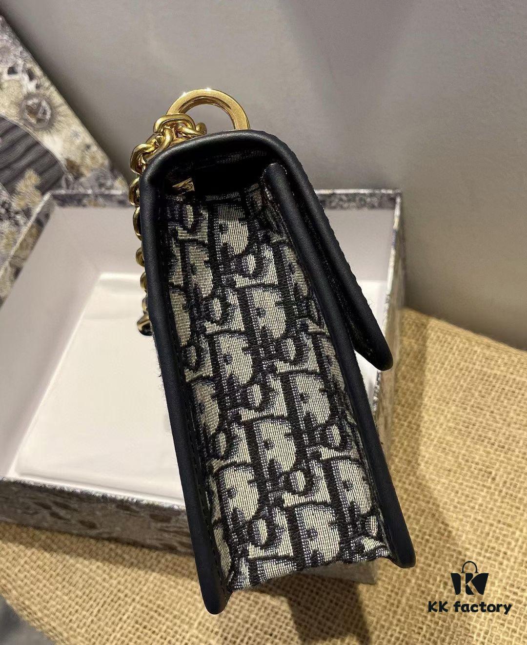 6930a7f56e68136f4d9ac638 🆕【Dior 30 Montaigne♥️ Colored Buckle】