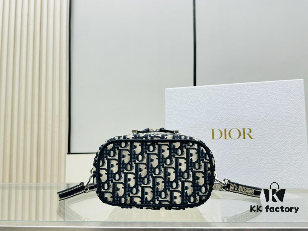 6930a8096e68136f4d9ac666 New Embroidered DiorTravel Makeup Pouch
