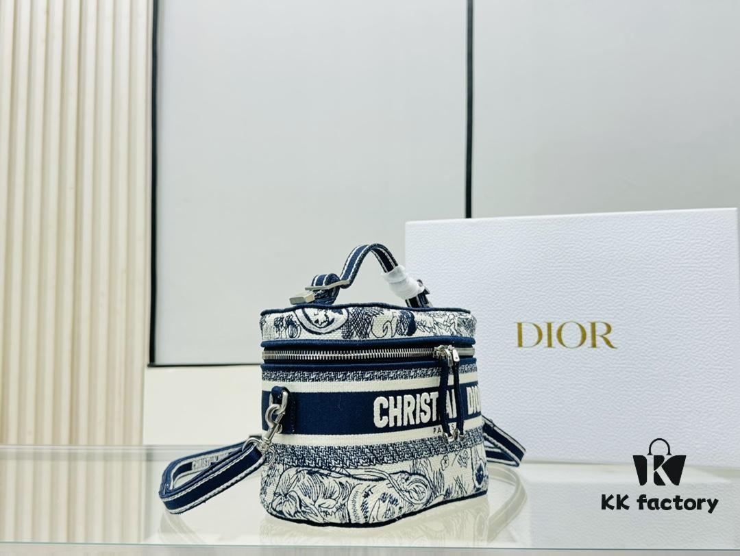 6930a80e6e68136f4d9ac673 New Embroidered DiorTravel Cosmetic Pouch