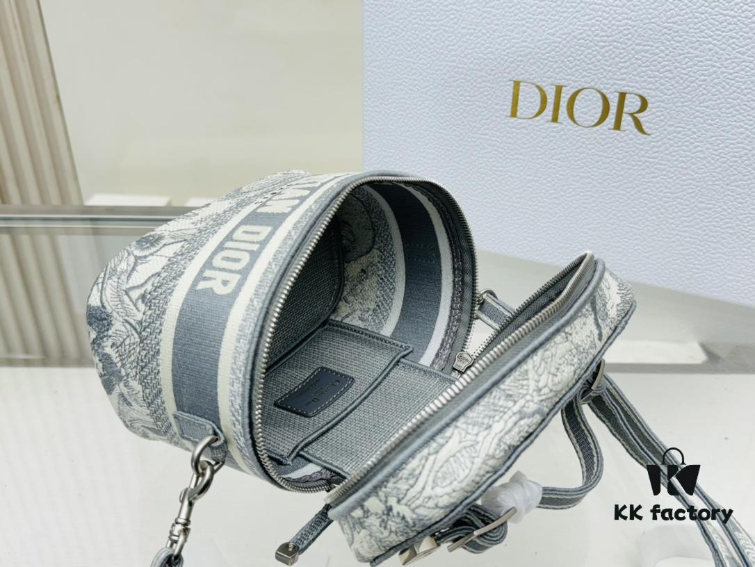 6930a8146e68136f4d9ac682 New Embroidered DiorTravel Cosmetic Pouch