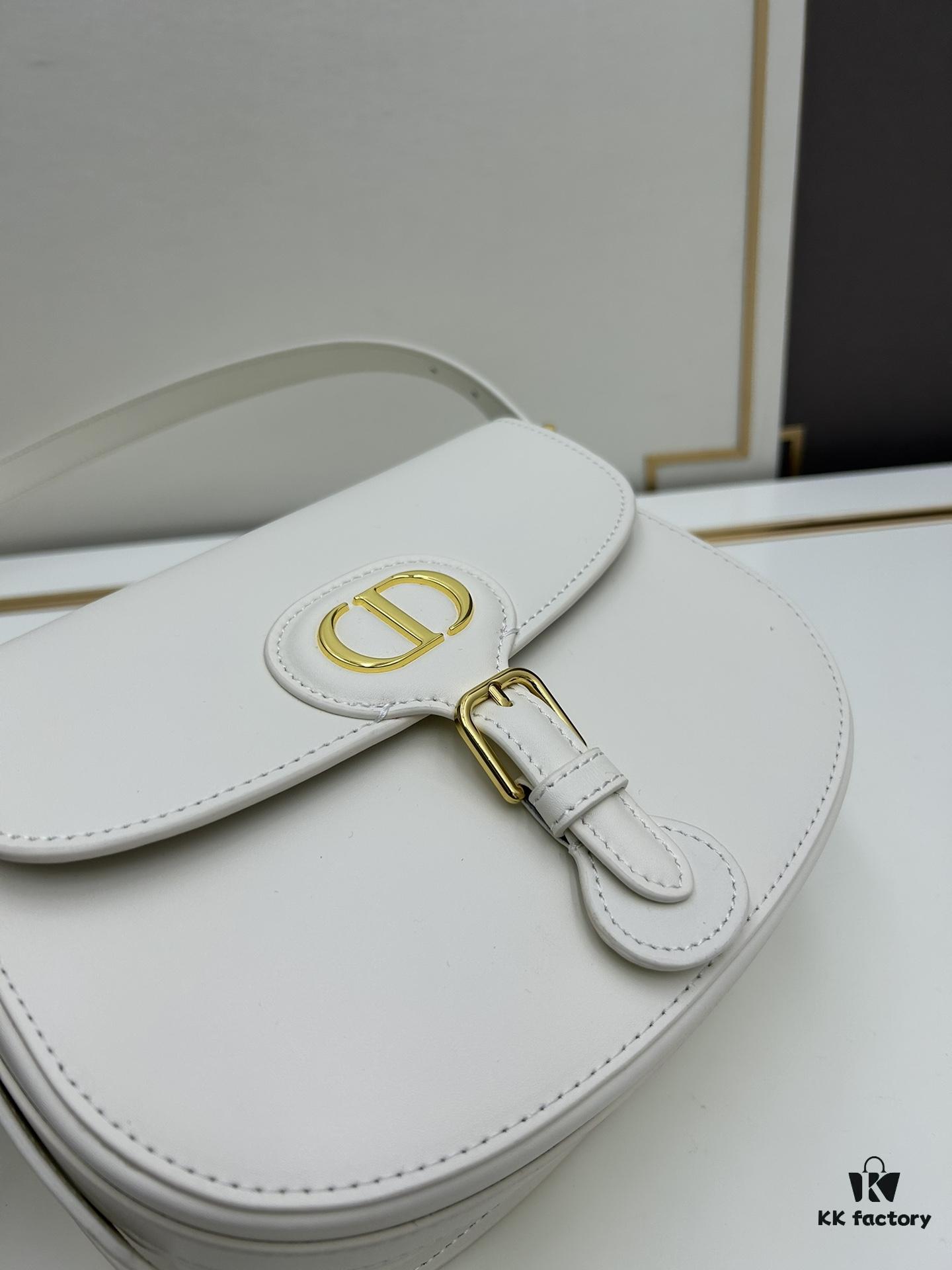 6930a8306e68136f4d9ac6b8 Dior Bobby Medium vs Large Size in Leather with Box, Calfskin with Suede Interior