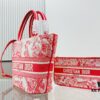 6930a84c6e68136f4d9ac6ee Dior Market Tote Bag with Shoulder Strap and Mini Pouch