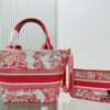 6930a84c6e68136f4d9ac6f1 Dior Market Tote Bag with Shoulder Strap and Mini Pouch