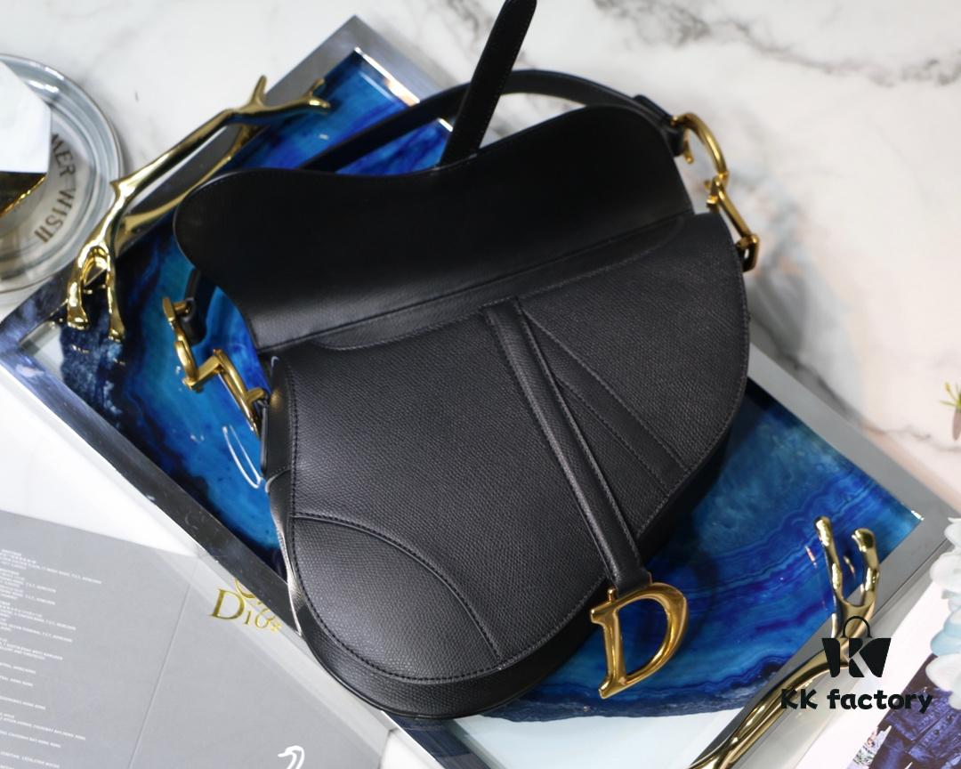 6930a8526e68136f4d9ac6ff Dior Black 'Saddle Palm Grain Series' M0446 with Lettered Strap