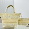 6930a8676e68136f4d9ac72b Dior Market Tote Bag with Shoulder Strap and Mini Pouch