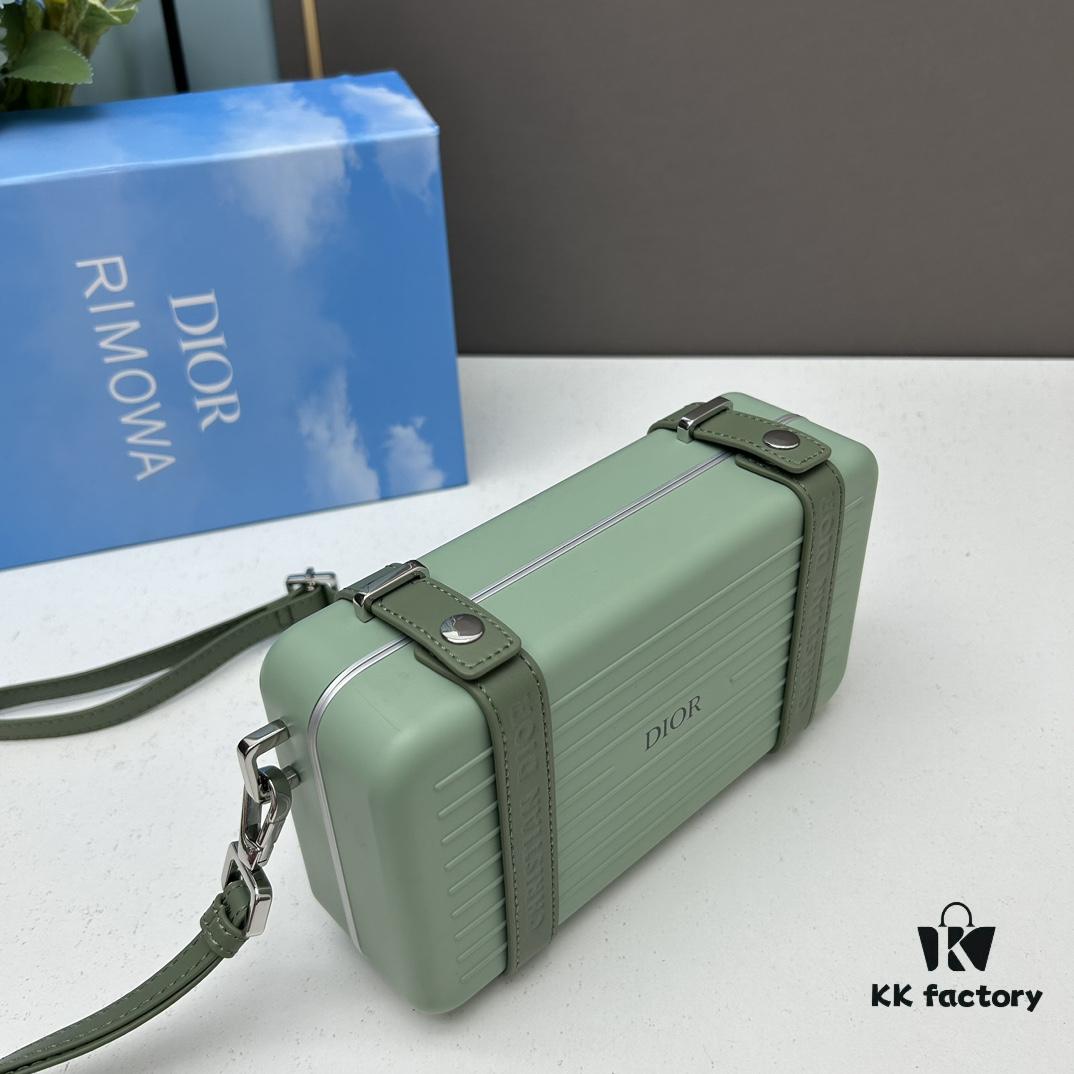 6930a91d6e68136f4d9ac872 DIOᖇ 🎉🎉 & RIMOWA Collaborative Limited Edition Mini Luggage Bag