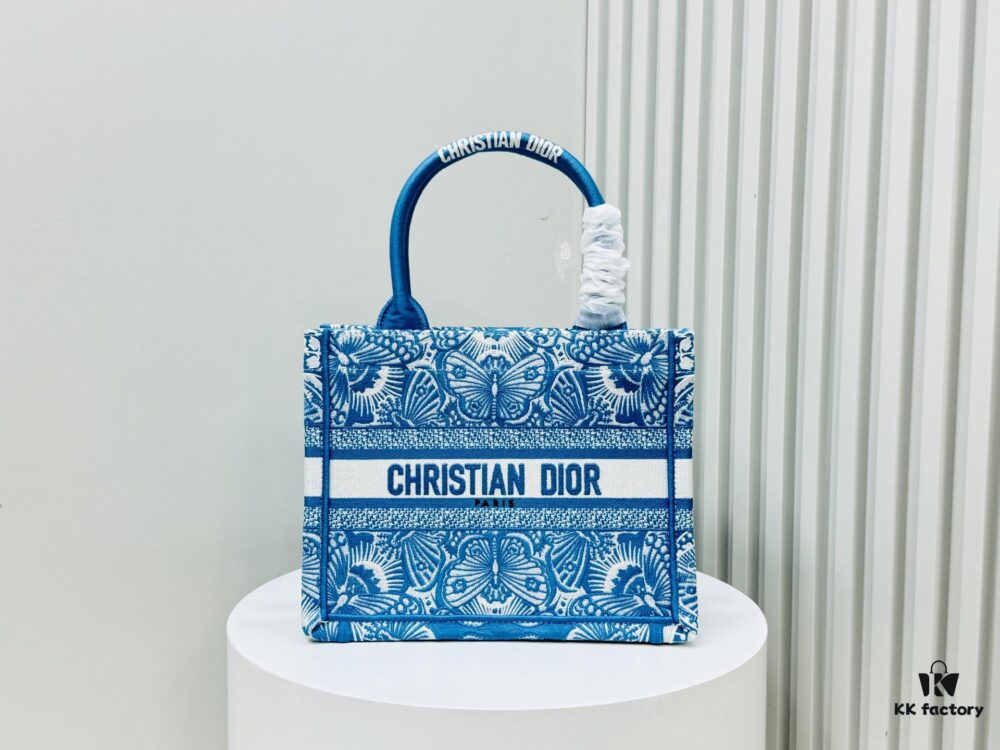 6930a92a6e68136f4d9ac888 Authentic Thick Fabric Warning ️ Small Size 'Book Tote'