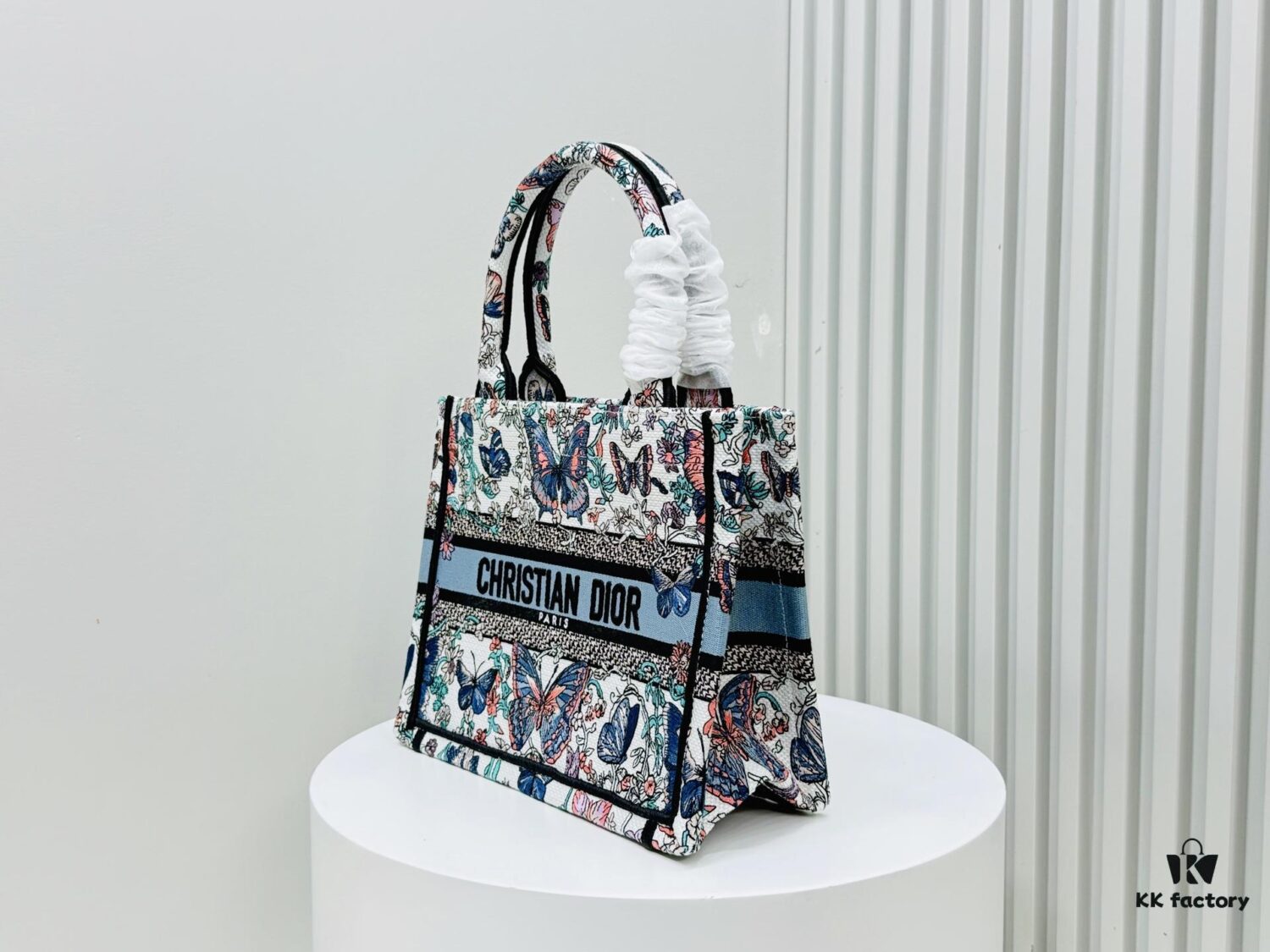 6930a9306e68136f4d9ac894 Authentic Thick Fabric Warning ️ Small Size 'Book Tote'