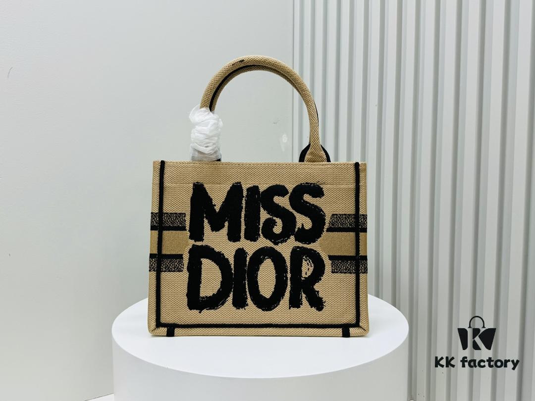 6930a9966e68136f4d9ac967 Authentic Thick Fabric Warning ️ Small Size 【Book Tote】