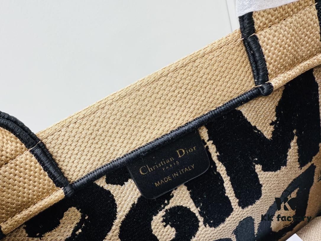 6930a9976e68136f4d9ac96a Authentic Thick Fabric Warning ️ Small Size 【Book Tote】