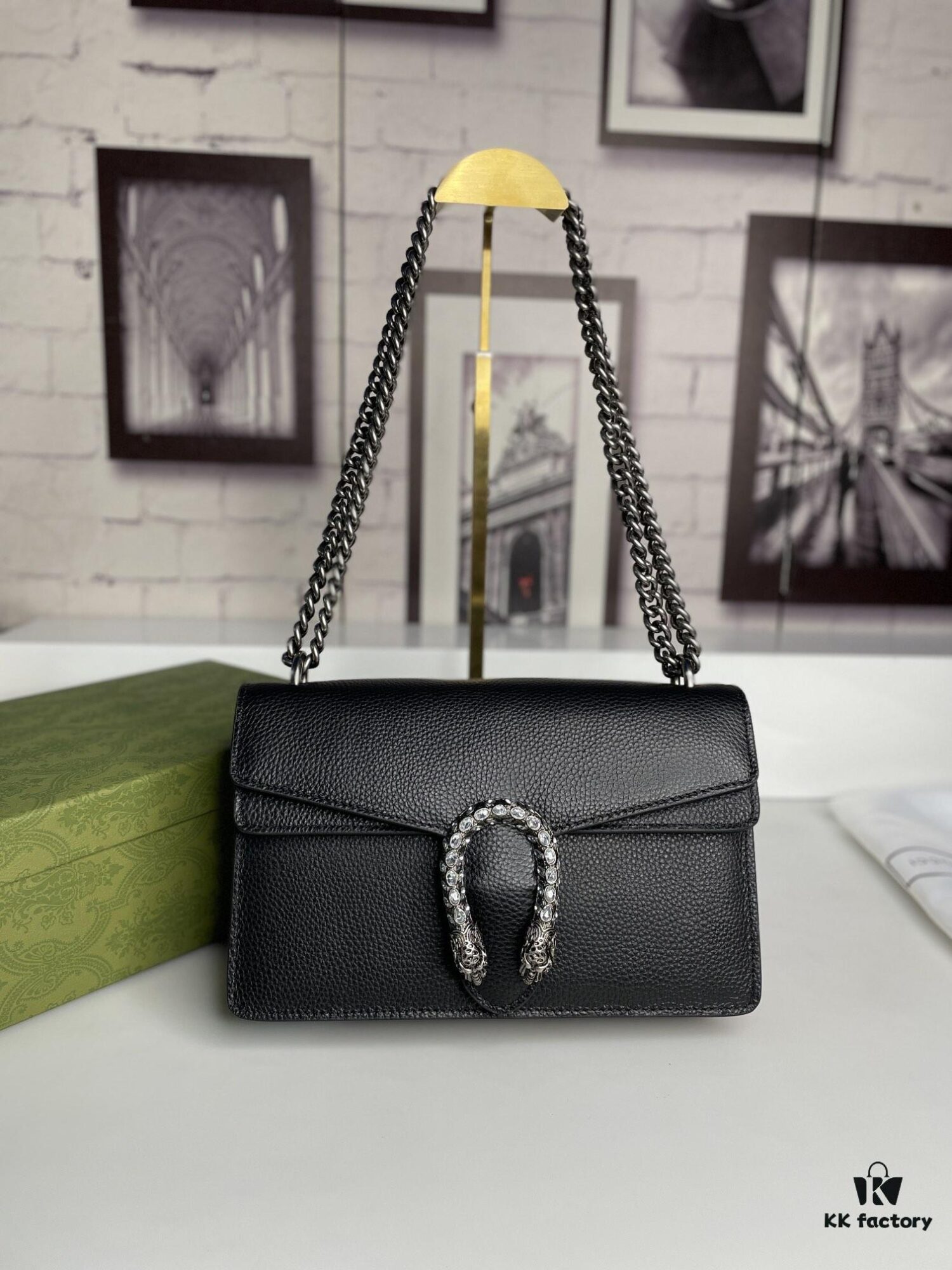 6930a9a46e68136f4d9ac981 Crinkled Leather with Double Tiger Head Clasp Inspired by the Greek Mythology of Dionysus, Dual Flap Pockets, Handheld or Crossbody Bag, Model: 400249, Size: 28x15x7