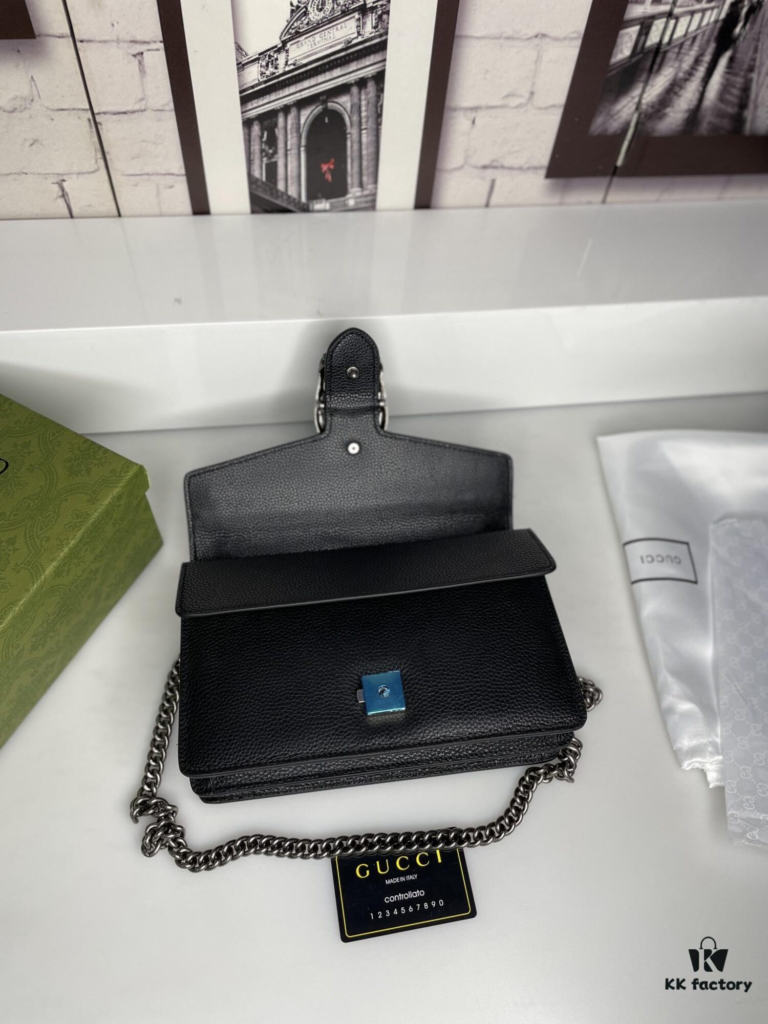 6930a9a66e68136f4d9ac988 Crinkled Leather with Double Tiger Head Clasp Inspired by the Greek Mythology of Dionysus, Dual Flap Pockets, Handheld or Crossbody Bag, Model: 400249, Size: 28x15x7