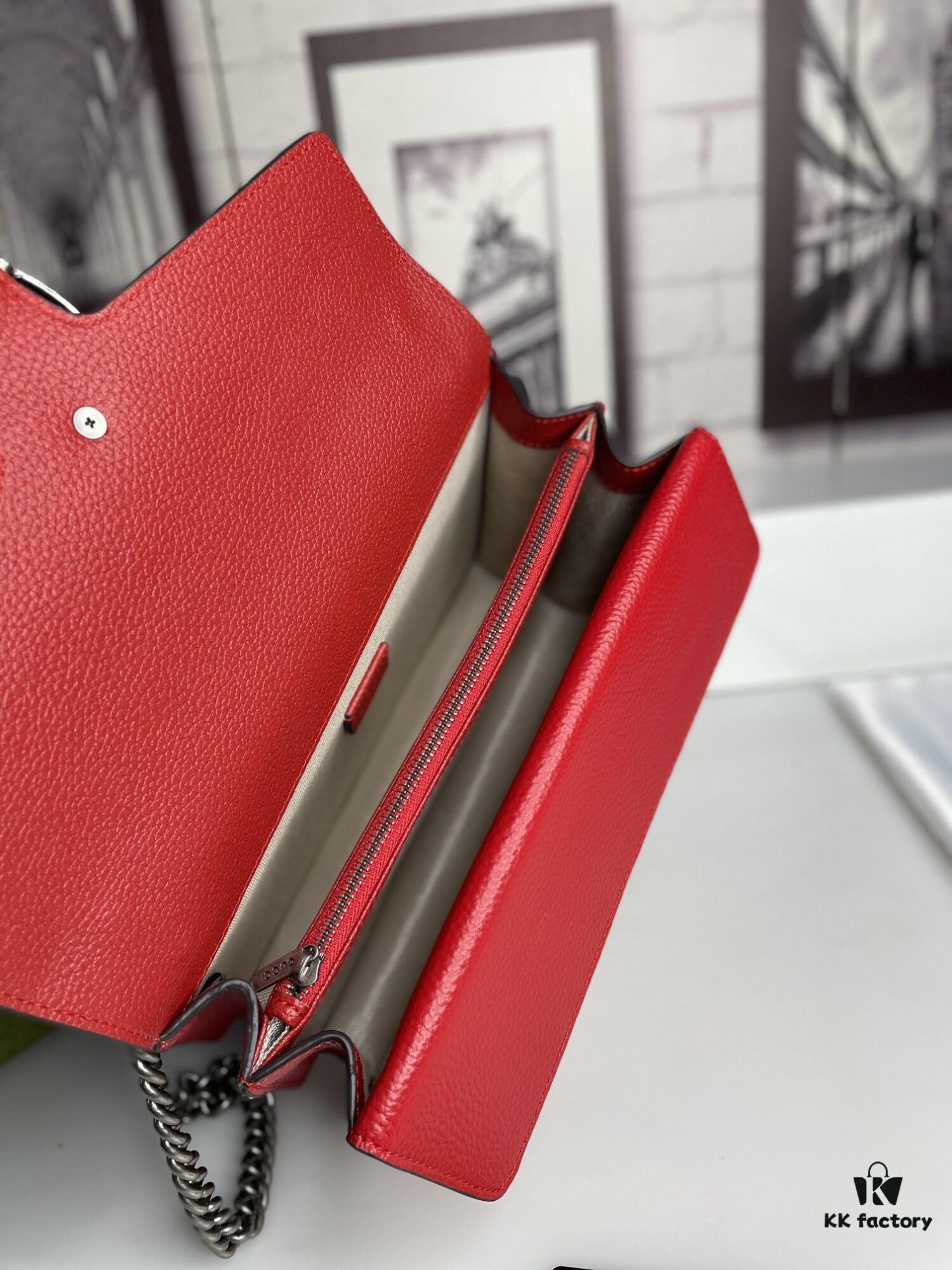 6930a9ab6e68136f4d9ac98f Crinkled Leather with Double Tiger Head Clasp Inspired by the Greek Myth of Dionysus, Dual Flap Pockets, Handheld or Crossbody Bag, Model: 400249, Size: 28x15x7