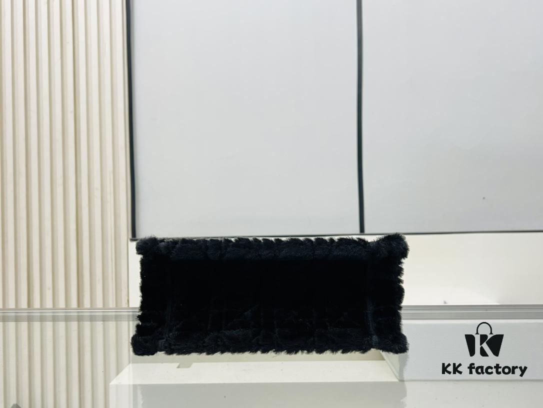 6930a9dd6e68136f4d9ac9f9 Authentic Thick Fabric Warning ️ Small Size Wool Plaid Black 【Book Tote】