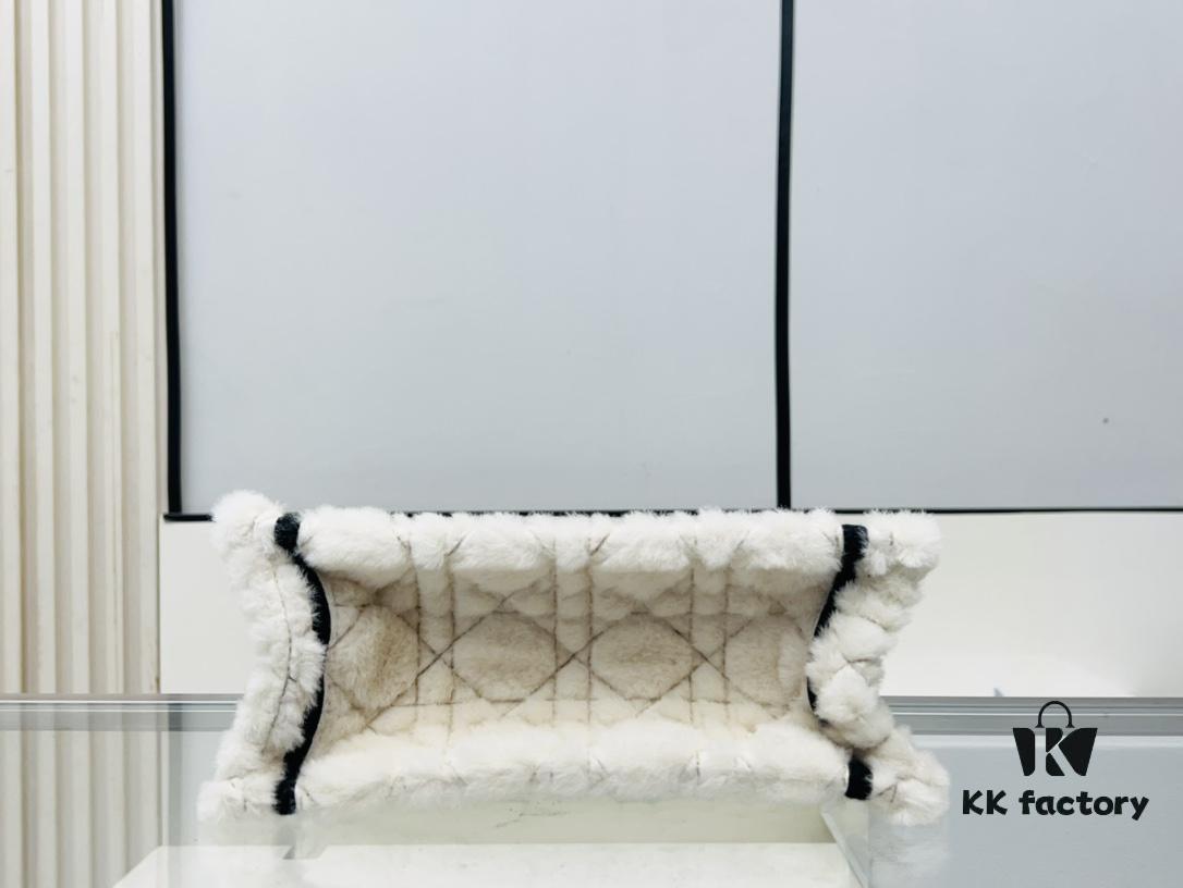 6930a9e16e68136f4d9aca02 Authentic Thick Fabric Warning ️ Small Size White Fur is Black 【Book Tote】