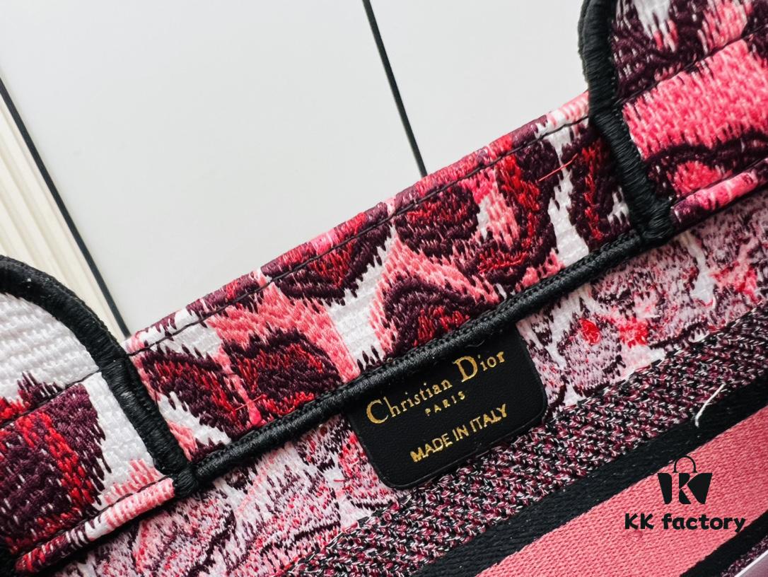 6930a9f16e68136f4d9aca26 Authentic Thick Fabric Warning ️ Small Red Leopard Print 'Book Tote'