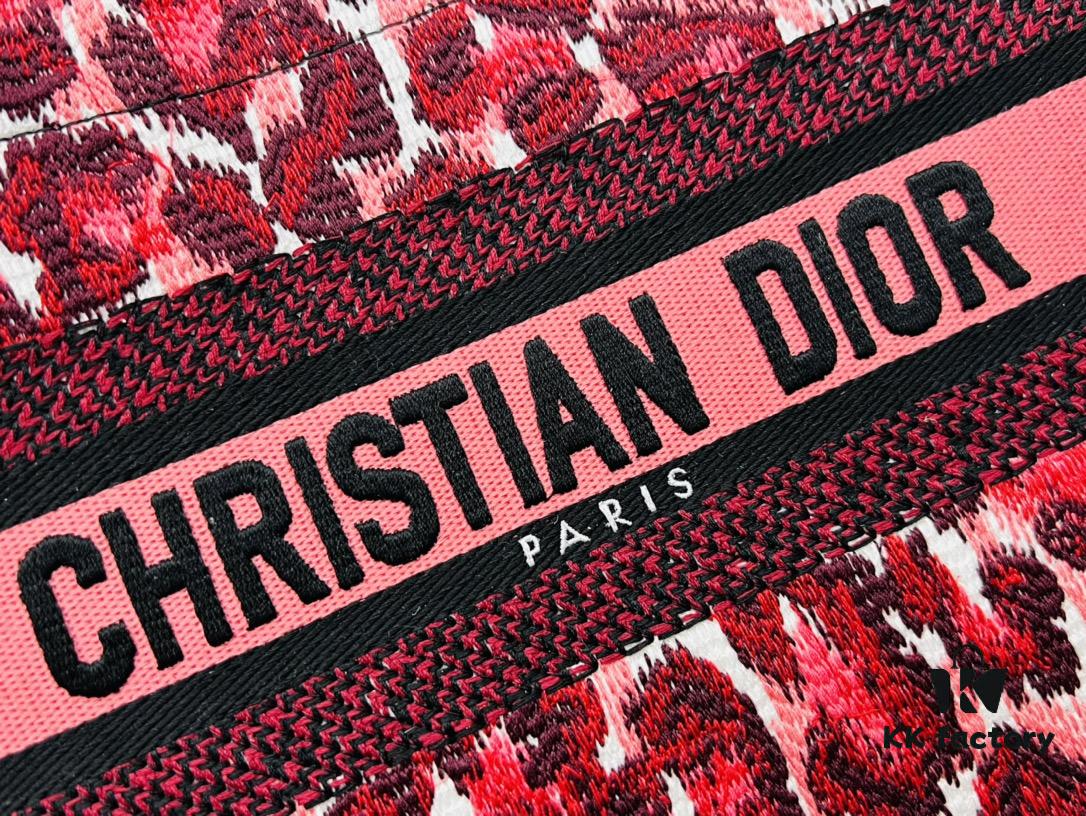 6930a9f36e68136f4d9aca2a Authentic Thick Fabric Warning ️ Small Red Leopard Print 'Book Tote'