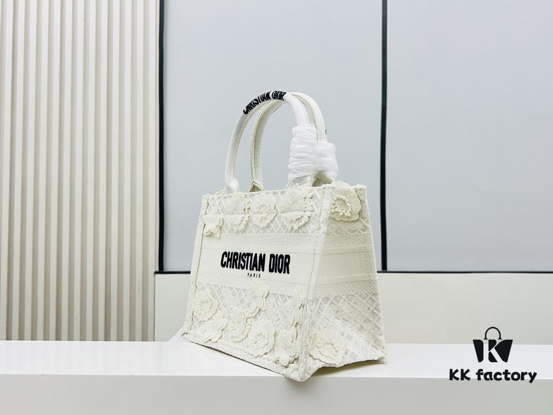 6930a9ff6e68136f4d9aca48 Authentic Thick Fabric Warning ️ Small White Floral 'Book Tote'