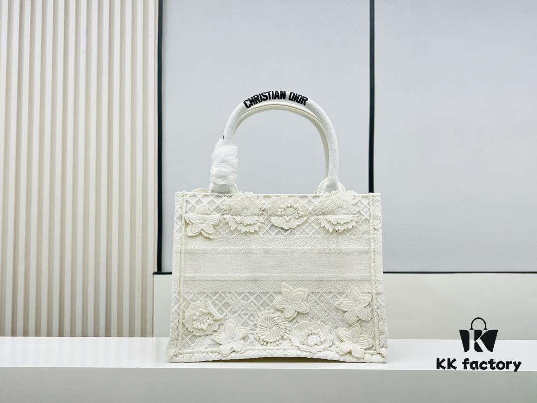 6930aa006e68136f4d9aca49 Authentic Thick Fabric Warning ️ Small White Floral 'Book Tote'