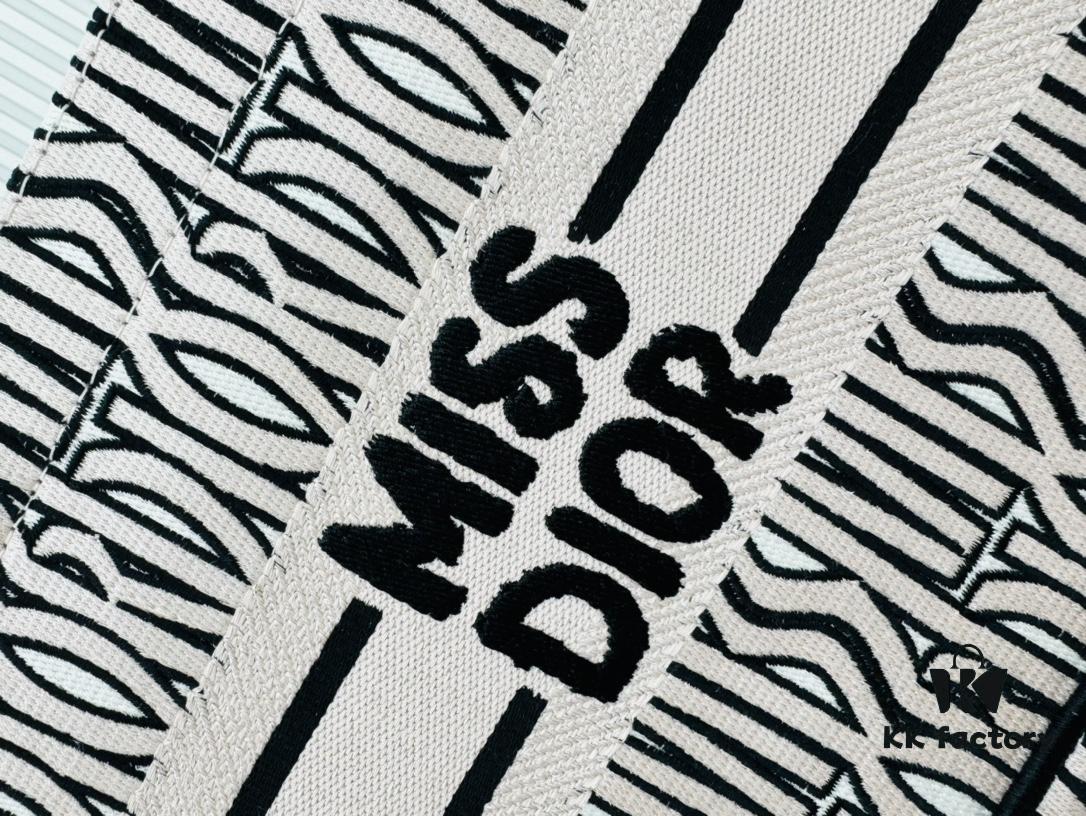 Authentic Thick Fabric Warning  ️ Small Size [Book Tote]