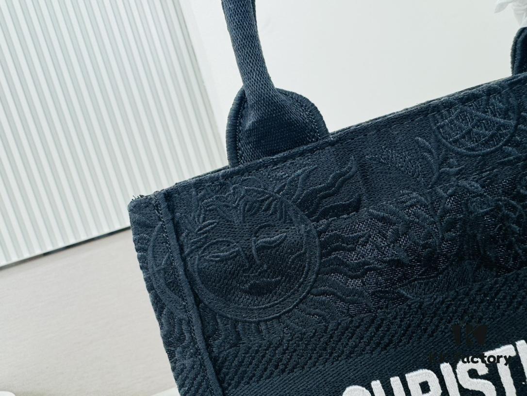 6930aa786e68136f4d9acb32 Authentic Thick Fabric Warning ️ Small Size 【Book Tote】