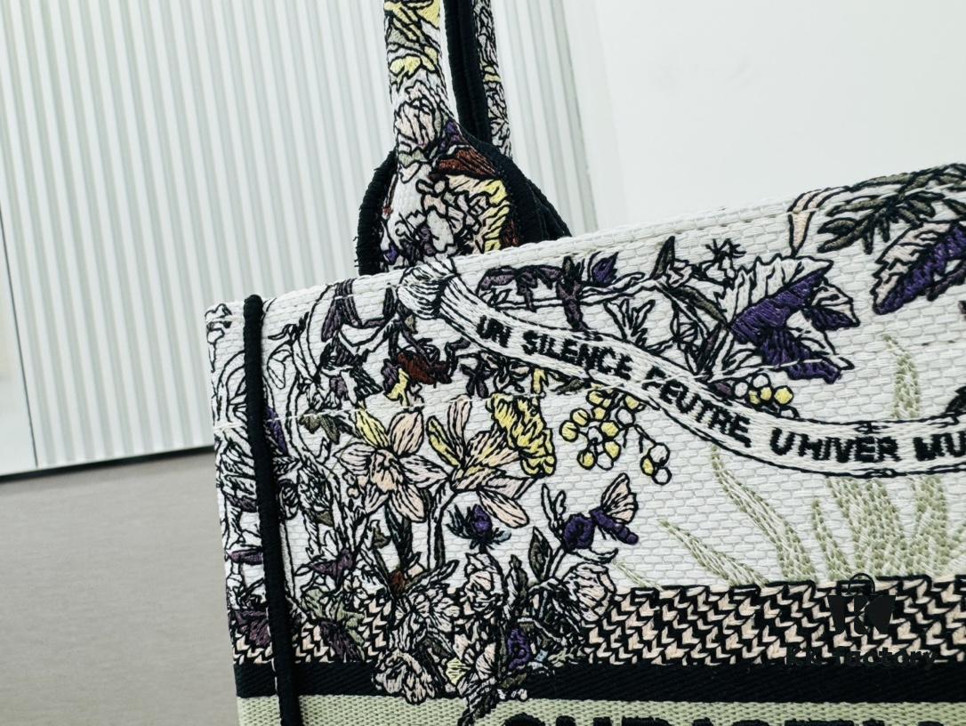 6930aa7d6e68136f4d9acb3a Authentic Thick Fabric Warning ️ Small Size 【Book Tote】