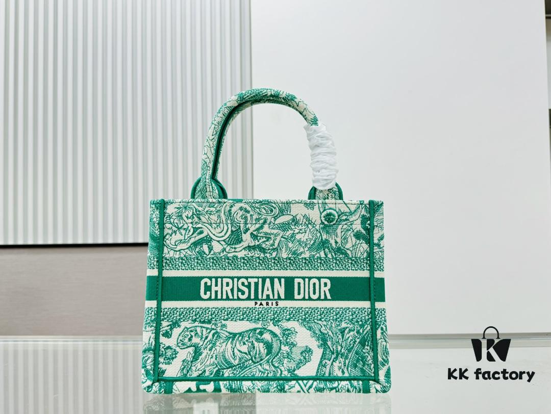 6930aa806e68136f4d9acb3e Authentic Thick Fabric Warning ️ Small Size 'Book Tote'