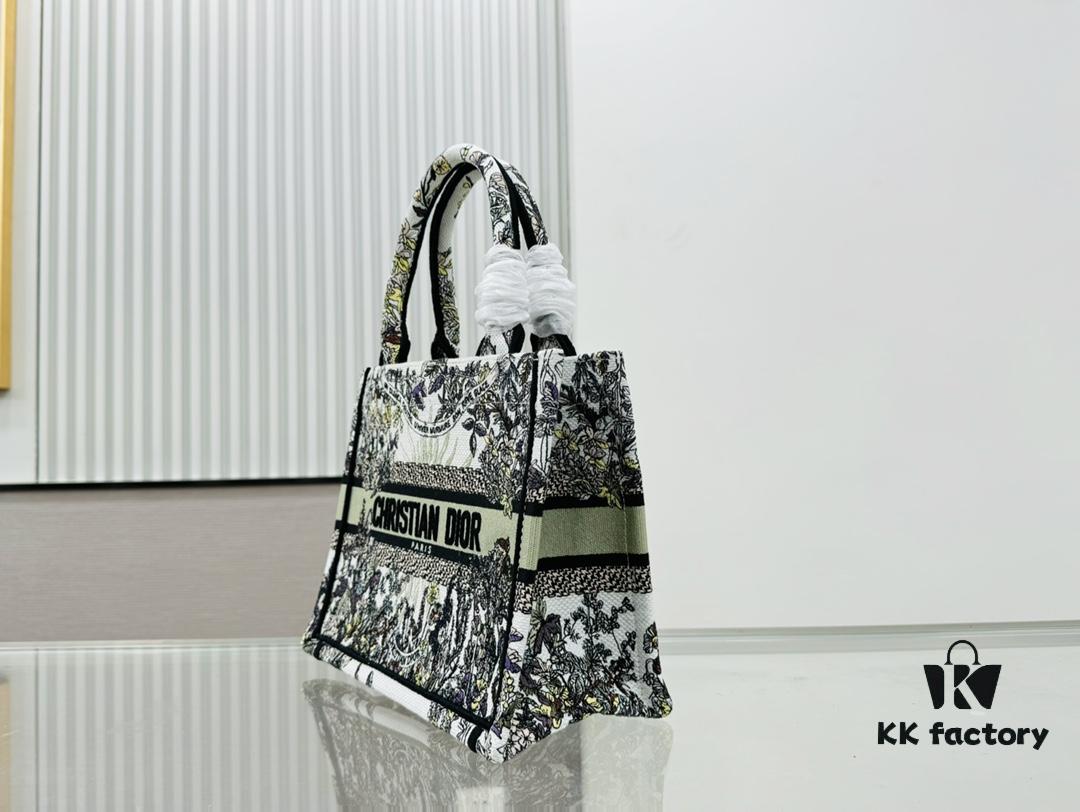 6930aa946e68136f4d9acb58 Authentic Thick Fabric Warning ️ Small Size 【Book Tote】