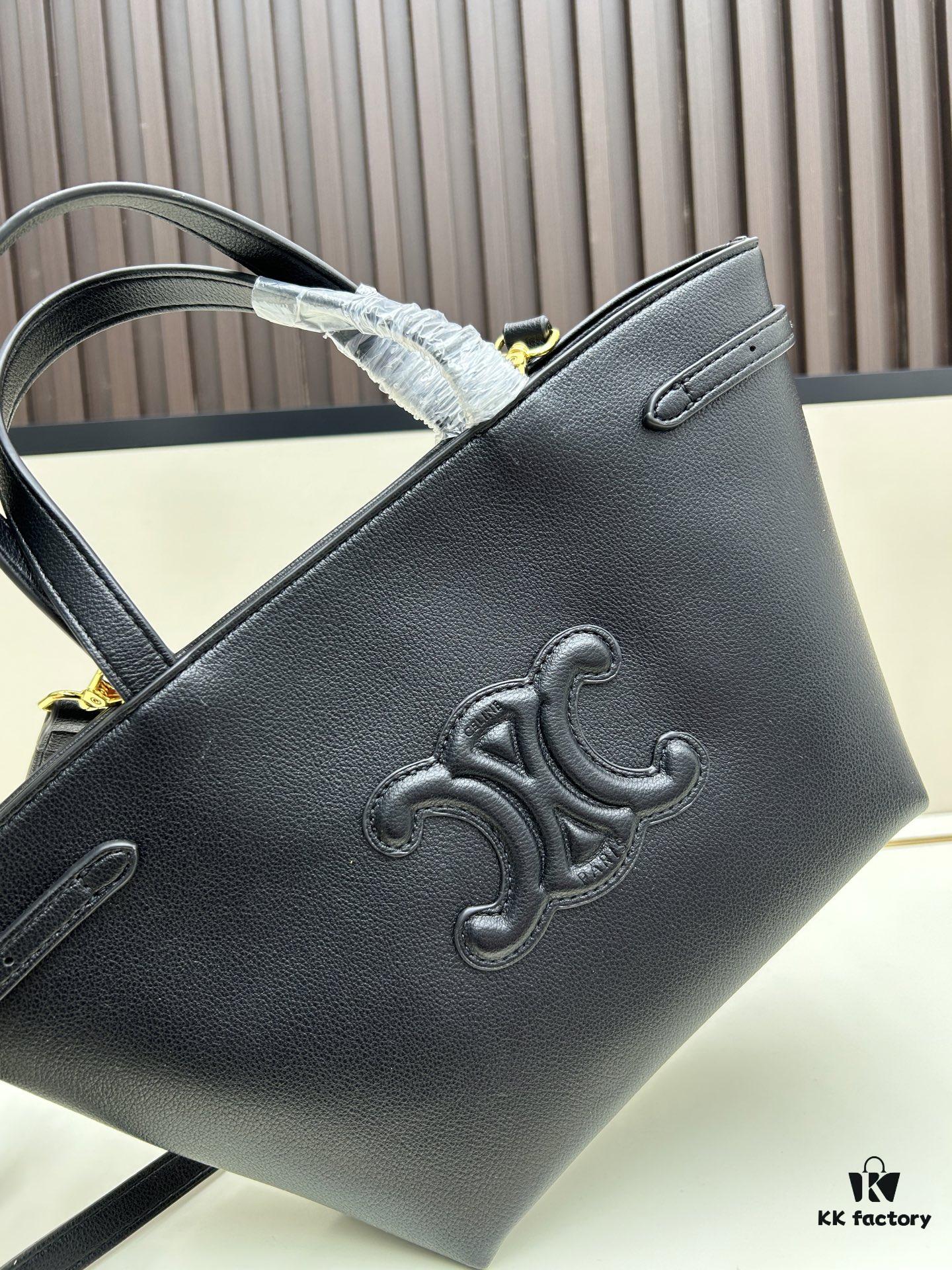 6930ab566e68136f4d9accaa Celine Triumph Tote Bag