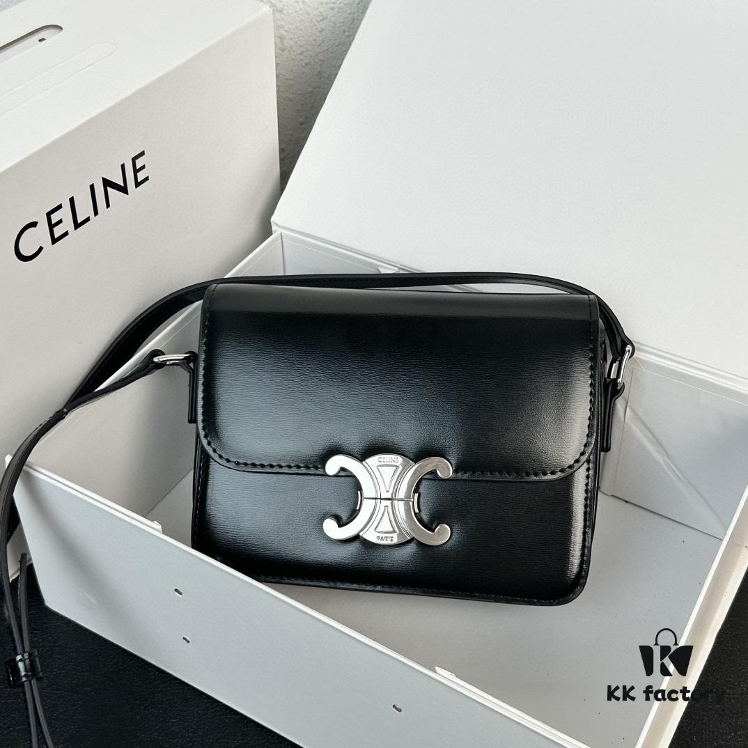 6930ab946e68136f4d9acd1b Celine Triumph Teen Smooth Calfskin Leather Bag