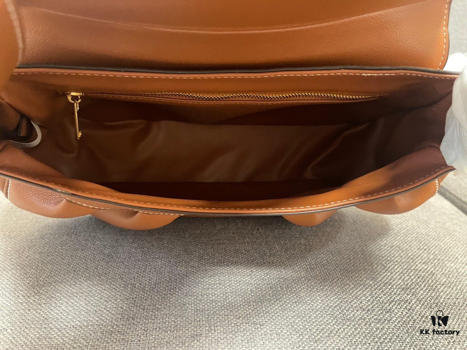 6930aba96e68136f4d9acd3f Top-Grade Cowhide CELINE New Arrival POLLY Bag