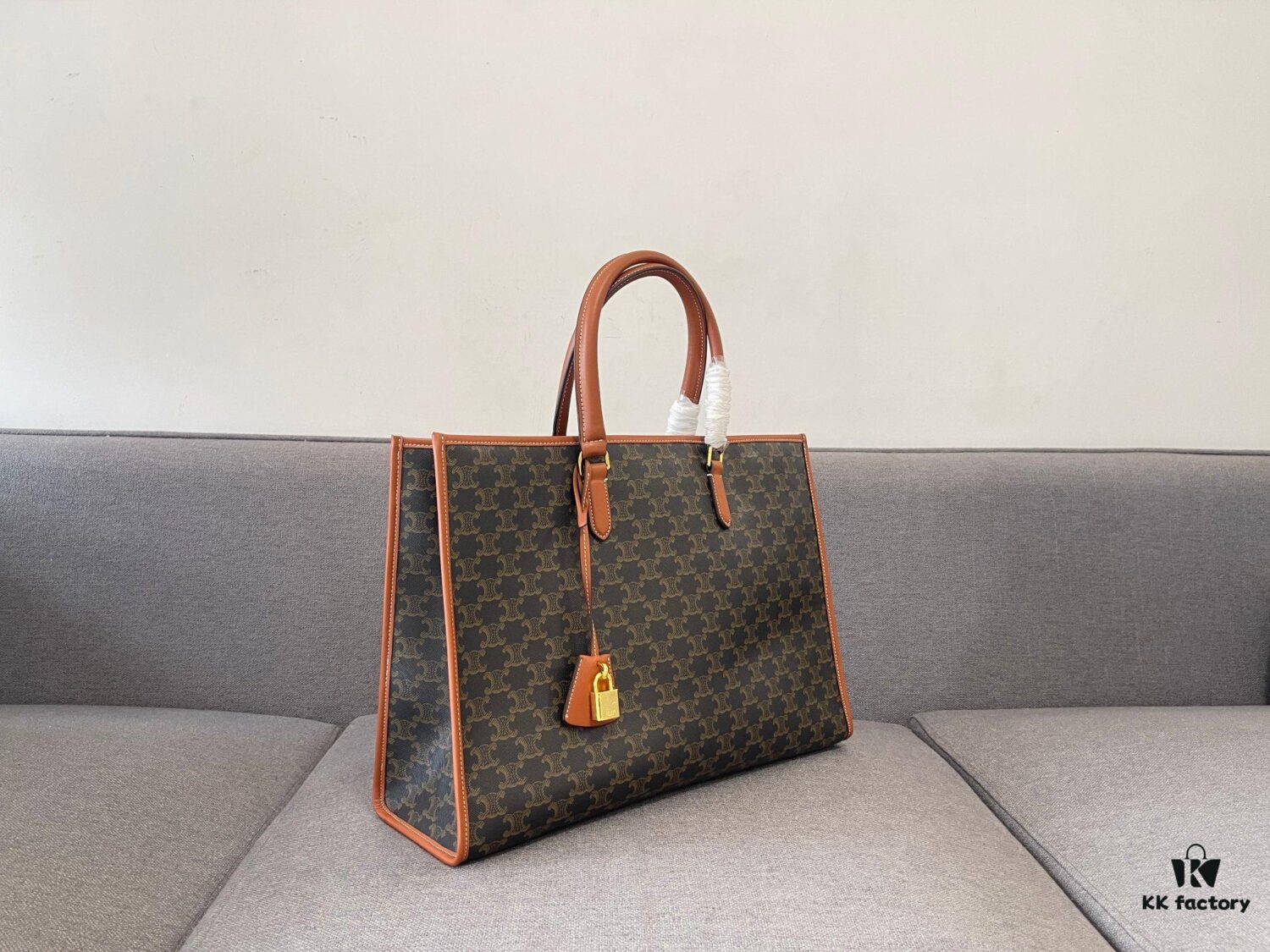 6930abbd6e68136f4d9acd5e Large CELENE TRIOMPHE Spring Horizontal CABAS Tote Bag, Versatile Classic Triumph Monogram Series, Stylish and Durable Calfskin & PVC Tote, Must-Have for Fashion Enthusiasts