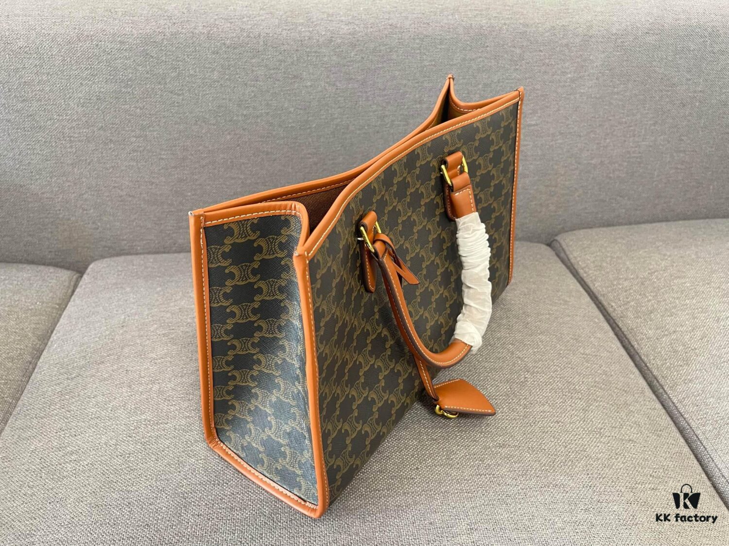 6930abc46e68136f4d9acd6a Small CELINE Spring-Summer Horizontal CABAS Tote Bag, Versatile and Stylish, Newly Released Compact Size | Classic Triumph Monogram Collection, Unisex Design, Highly Recommended by Bloggers and Celebrities
