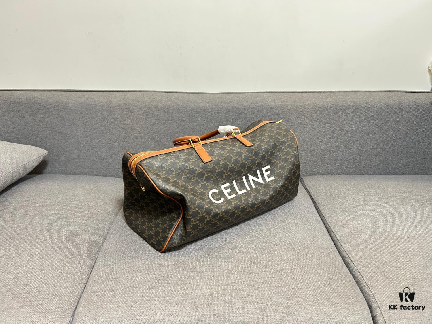 Celine Vintage Travel Bag – Timeless Archlight Monogram Design with Lightweight, Spacious and Versatile Style