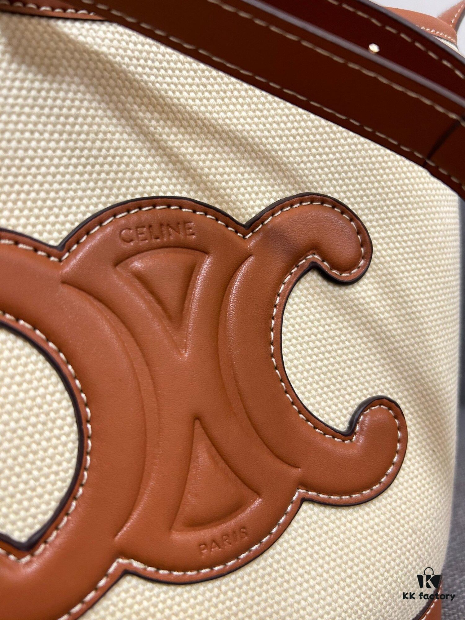 6930abdb6e68136f4d9acd8e CELINE Spring Summer New Arrival CUIR Bucket Bag with Arc de Triomphe 3D Logo, Sophisticated and Mature Design