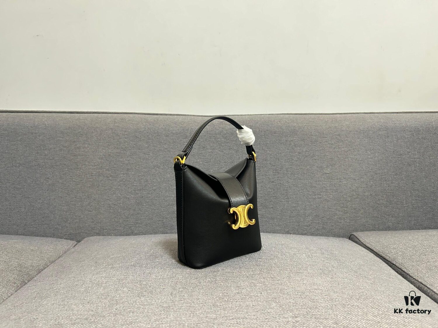 6930abe26e68136f4d9acd9d CELINE New Fries Bag, Smooth PVC Cowhide Two Styles, Original Hardware, Exquisitely Compact Design, Handheld or Crossbody, Holds Small Items, Stunning Look