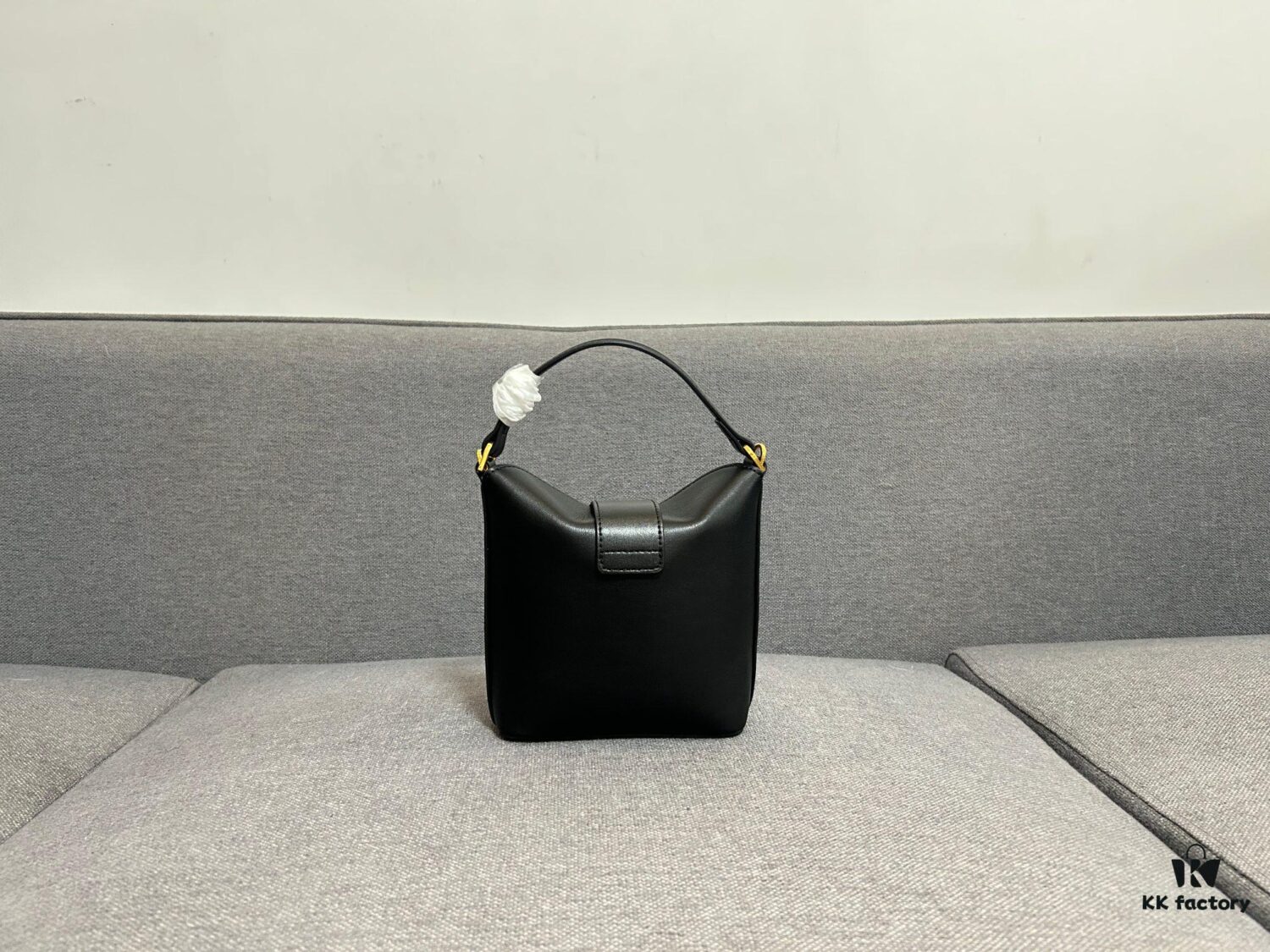 6930abe26e68136f4d9acd9e CELINE New Fries Bag, Smooth PVC Cowhide Two Styles, Original Hardware, Exquisitely Compact Design, Handheld or Crossbody, Holds Small Items, Stunning Look