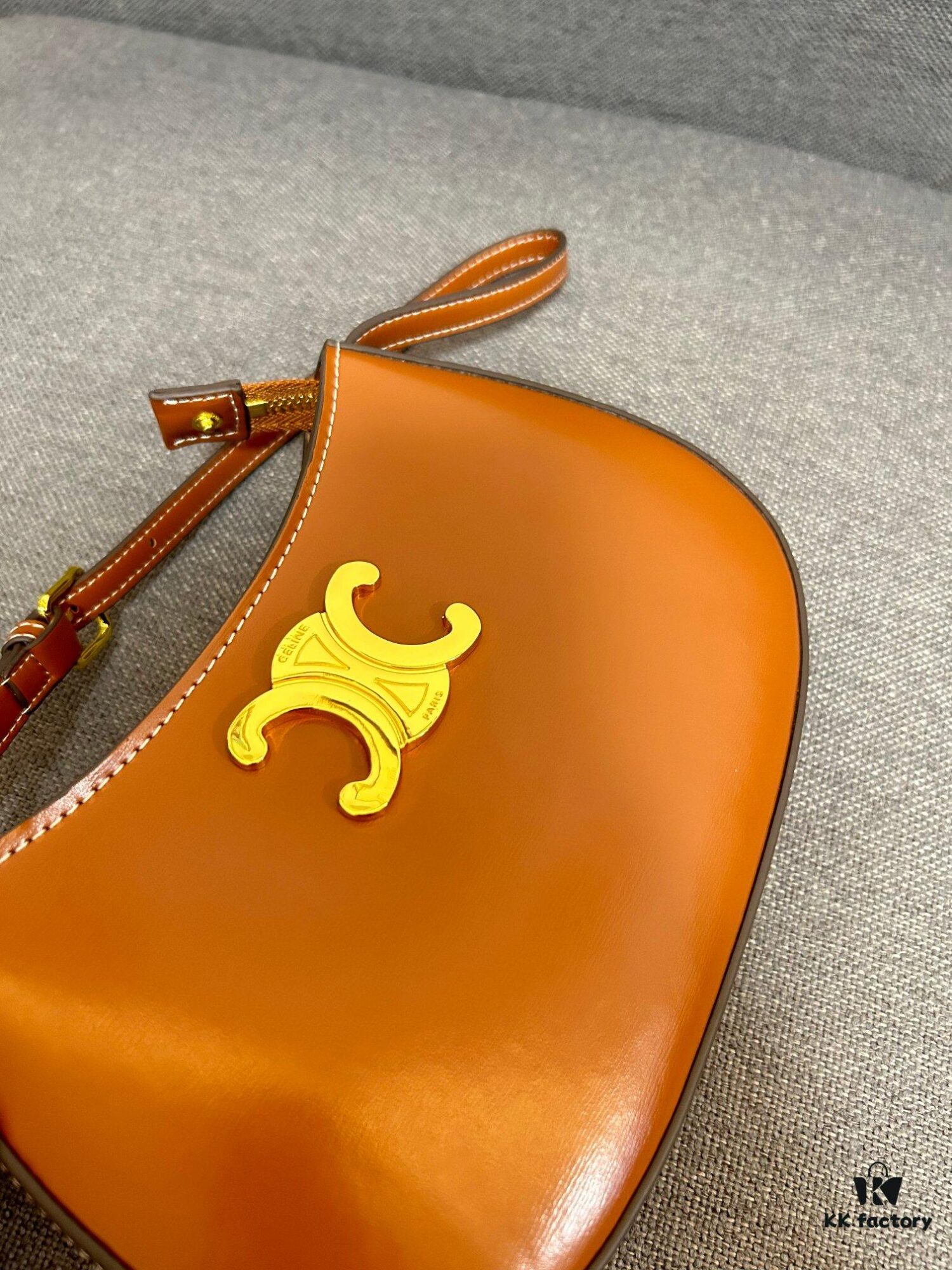 6930abfc6e68136f4d9acdc7 CELINE Triumph Arch TILLY Logo-Print Leather Handbag